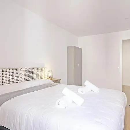 Exclusivo A 15 Min De Barcelona Apartment *
